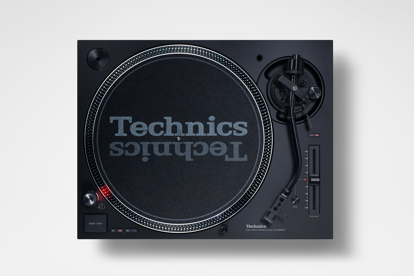 Technics SL-1200MK7 Direct Drive Turntable